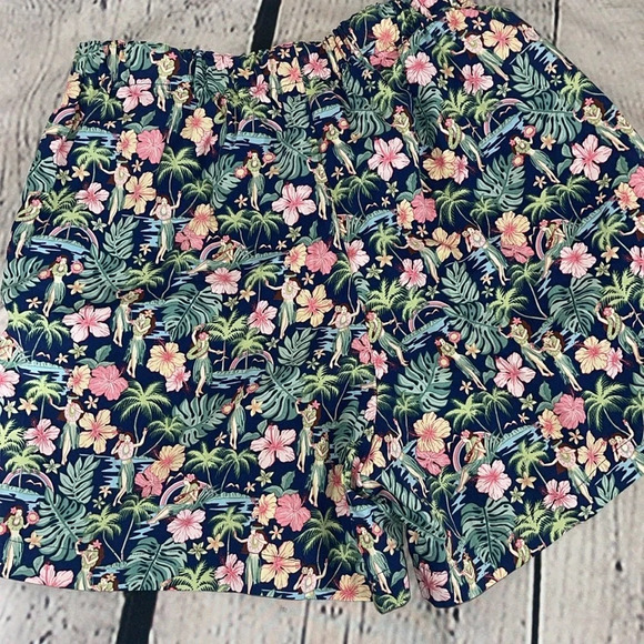 Handmade Hawaiian shorts womens small - Picture 4 of 5
